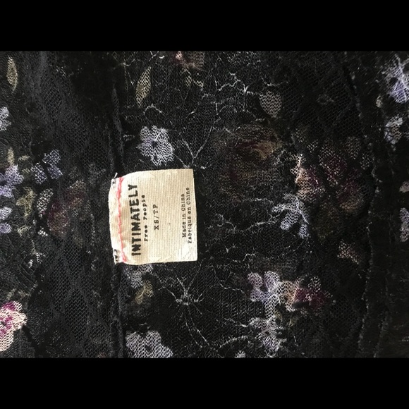 Intimately Free People Black Floral Lace Top - Picture 4 of 6